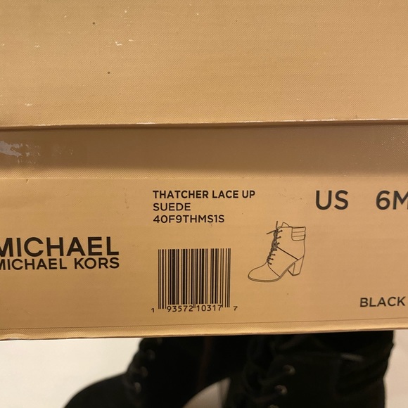 Michael Kors thatcher ankle boots suede black 6 M - Picture 11 of 11